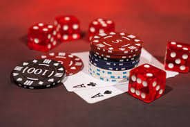 Layar utama aplikasi indopool4d menampilkan pasar olahraga dan kasino langsung